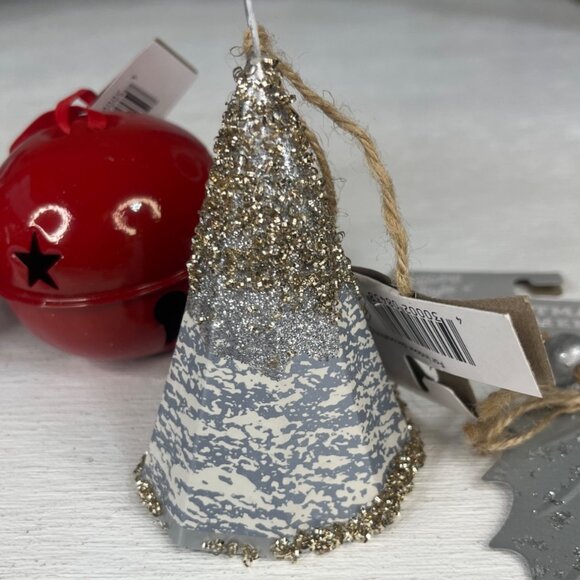 Holiday Style Christmas Ornaments Set Of 6 Bells Leaves Trees New Silver Red - Picture 4 of 8